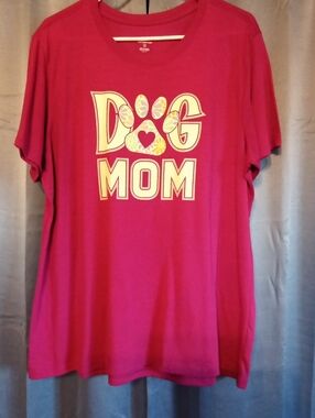 Dog Mom Graphic Tee - Hot Pink
